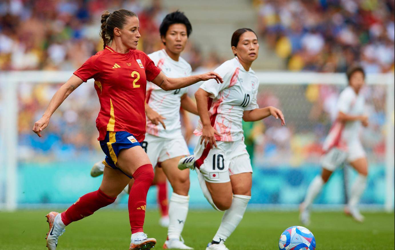 西班牙女足卫冕失败，遭淘汰
