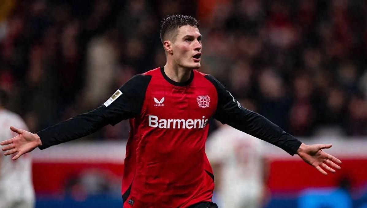 阿森纳客场战胜水晶宫，实现三连胜的简单介绍