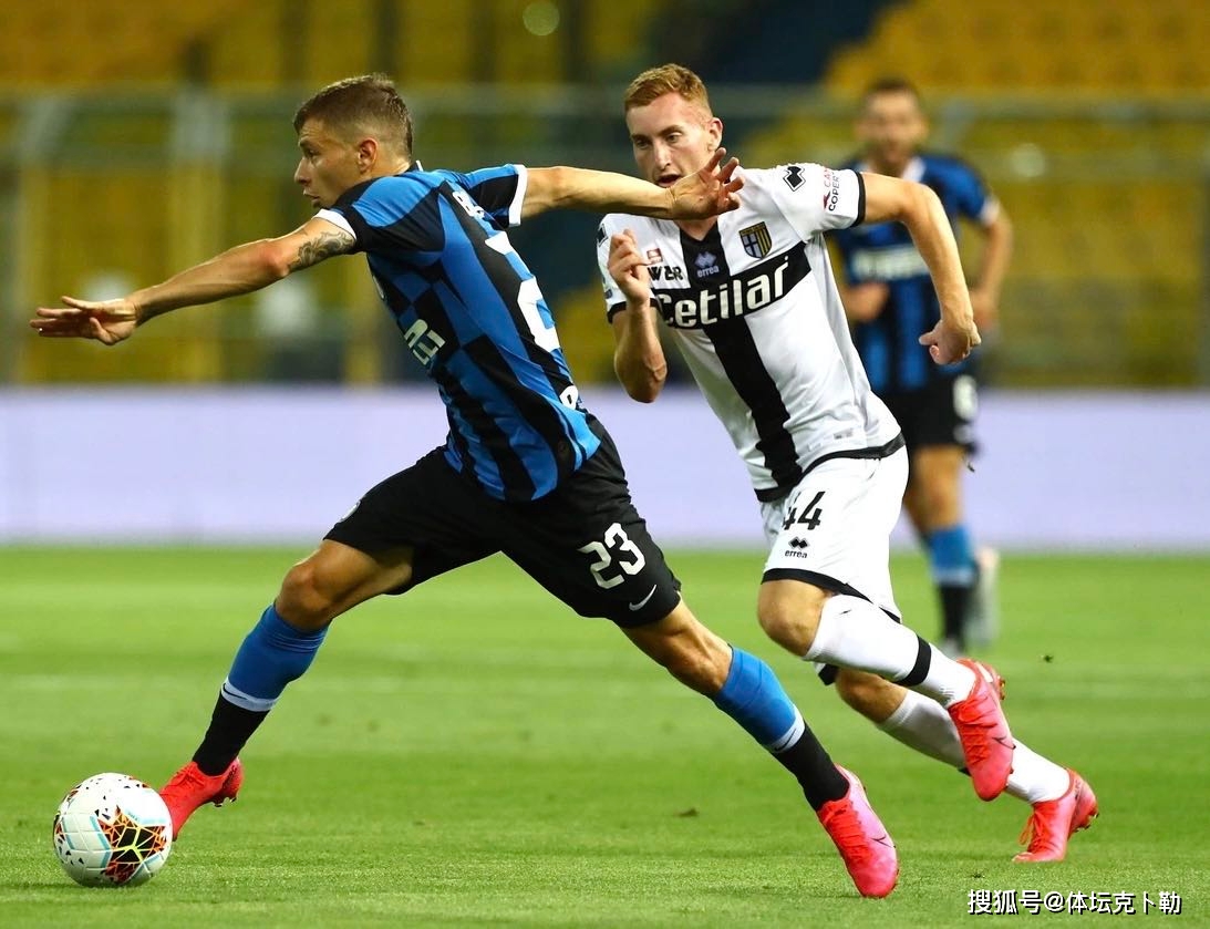 拉斯帕尔马斯客场惊险逆转，实力备受期待的简单介绍